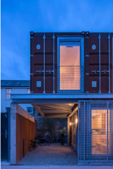 arquitectura_Container House_garaje