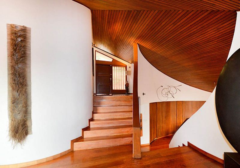 Vista interior del ingreso de la casa Calderón