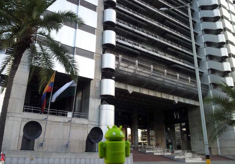 Plaza Edificio Inteligente de las Empresas Públicas de Medellín