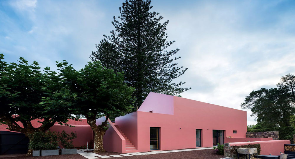 Arquitectura_pink_house_rehabilitacion_establo0000_
